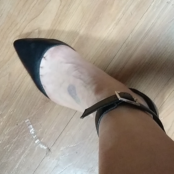 Shoes - Picture 6 of 6